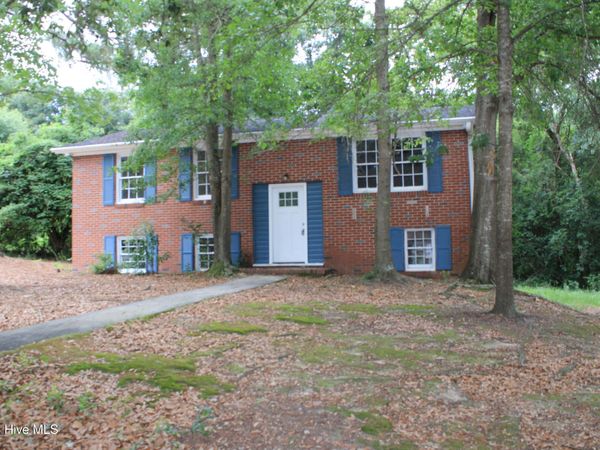 3328 Vaucluse Road, Aiken, SC 29801