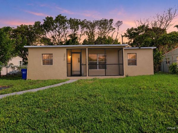 3020 NW 7th St , Pompano Beach, FL 33069