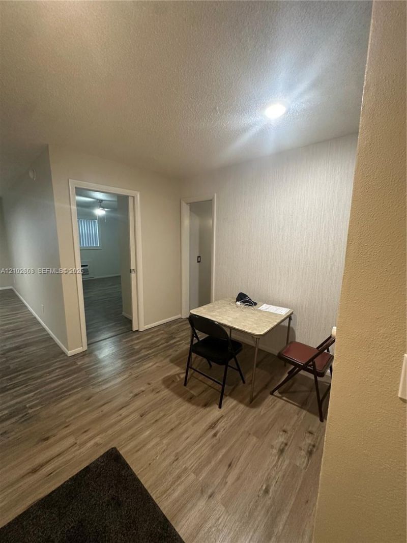 1050 E Sample Rd , Unit 202, Pompano Beach, FL 33064 Photo
