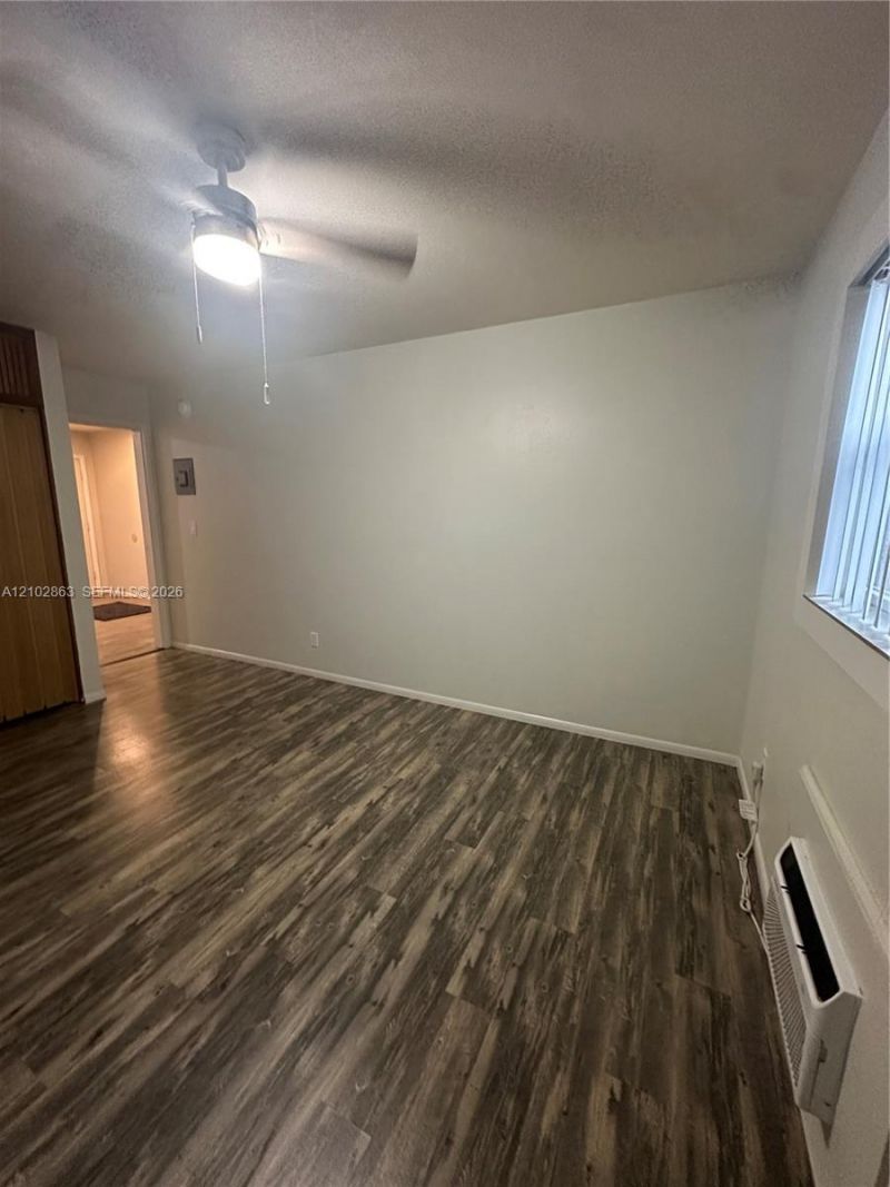 1050 E Sample Rd , Unit 202, Pompano Beach, FL 33064 Photo