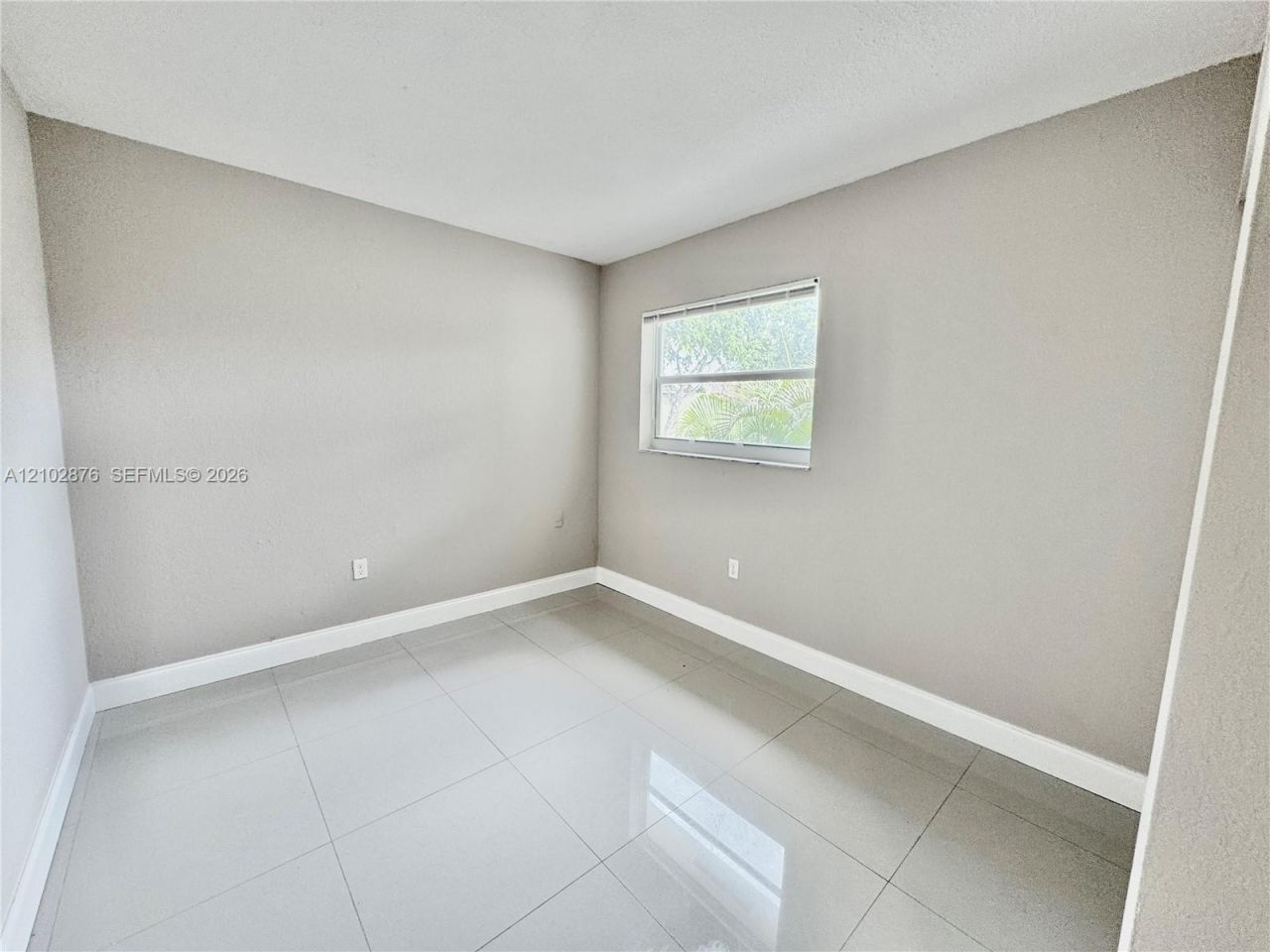 3840 SW 52nd Ave , Unit 3840, Pembroke Park, FL 33023 Photo
