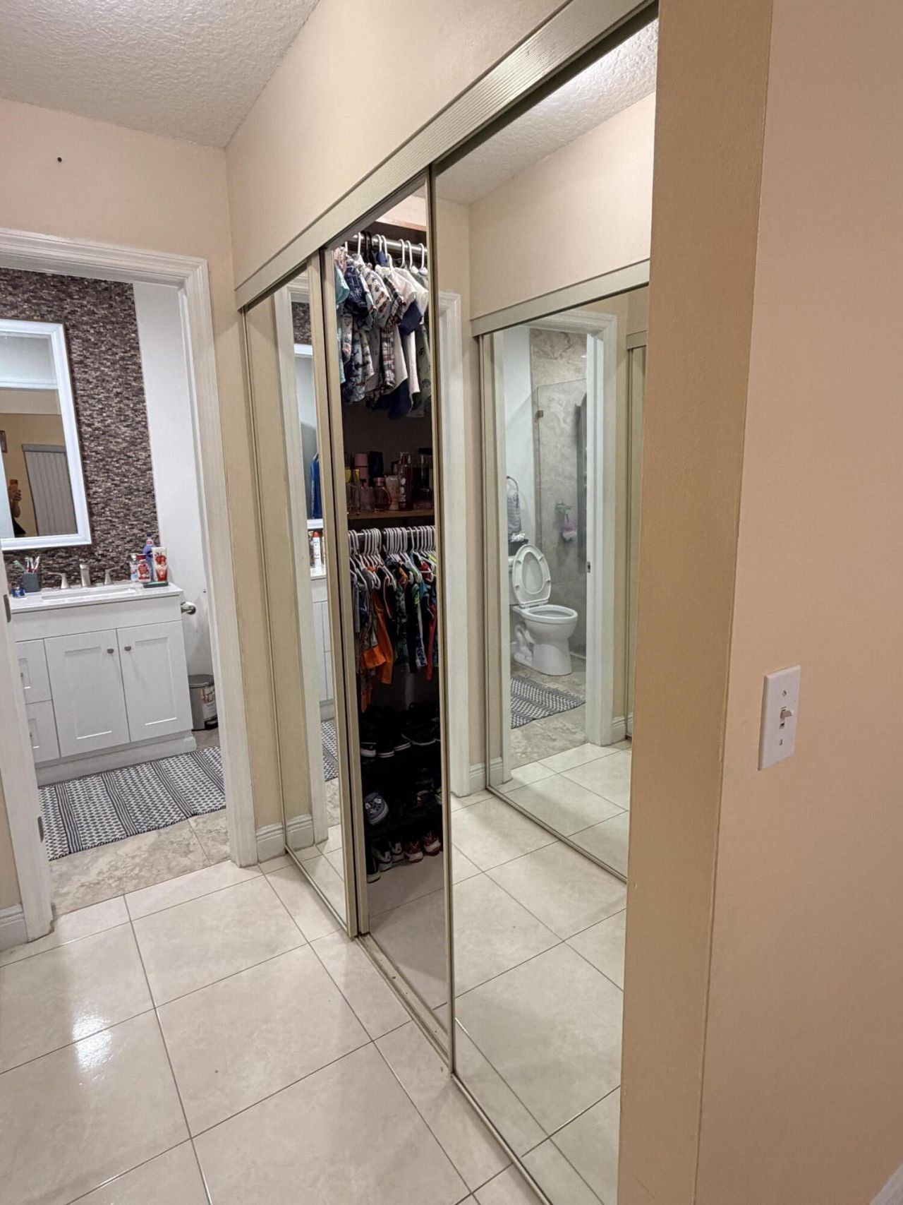 534 Springdale Circle, Unit 53-D, Palm Springs, FL 33461 Photo
