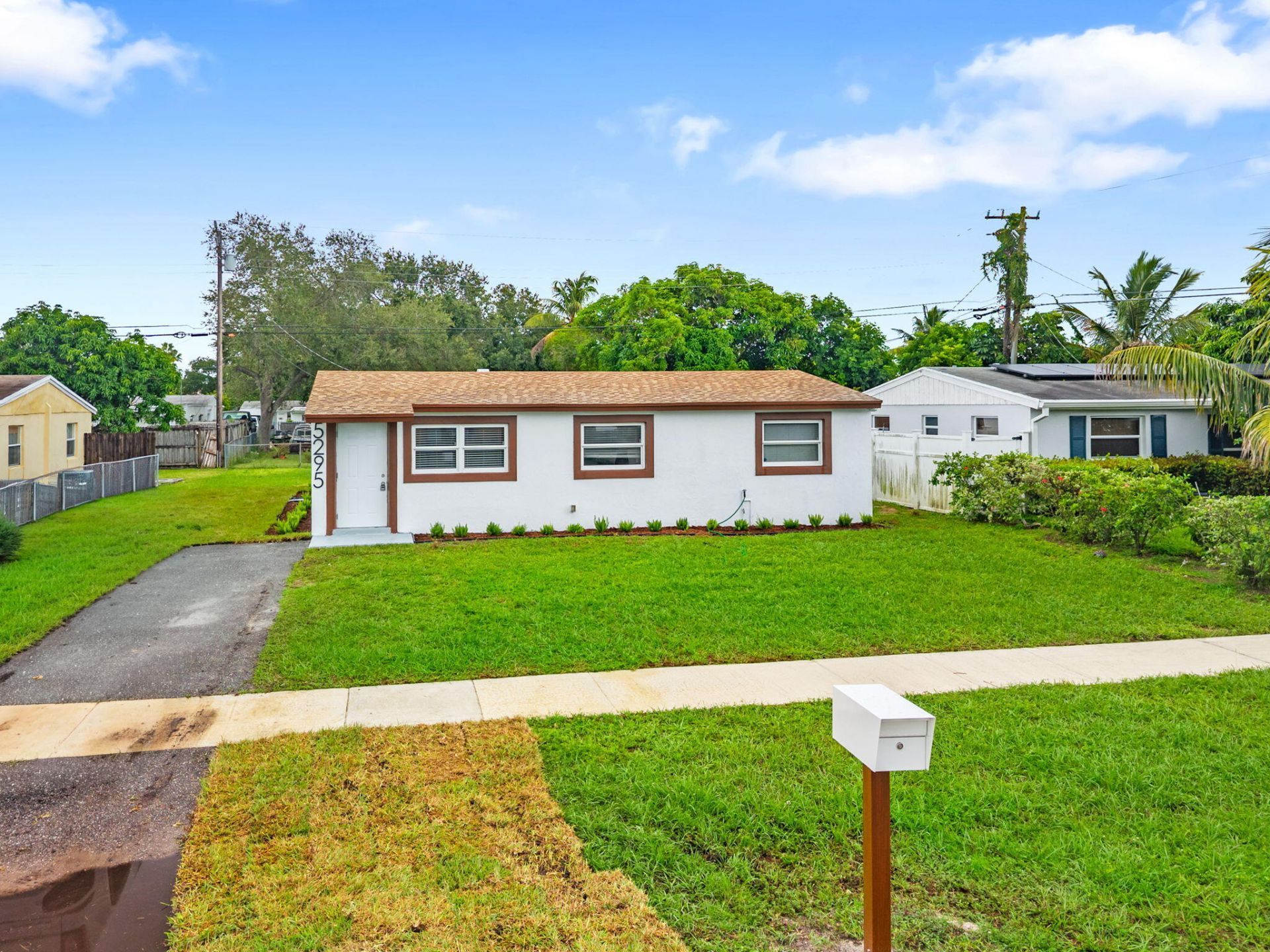5295 Helene Place, West Palm Beach, FL 33407 Photo