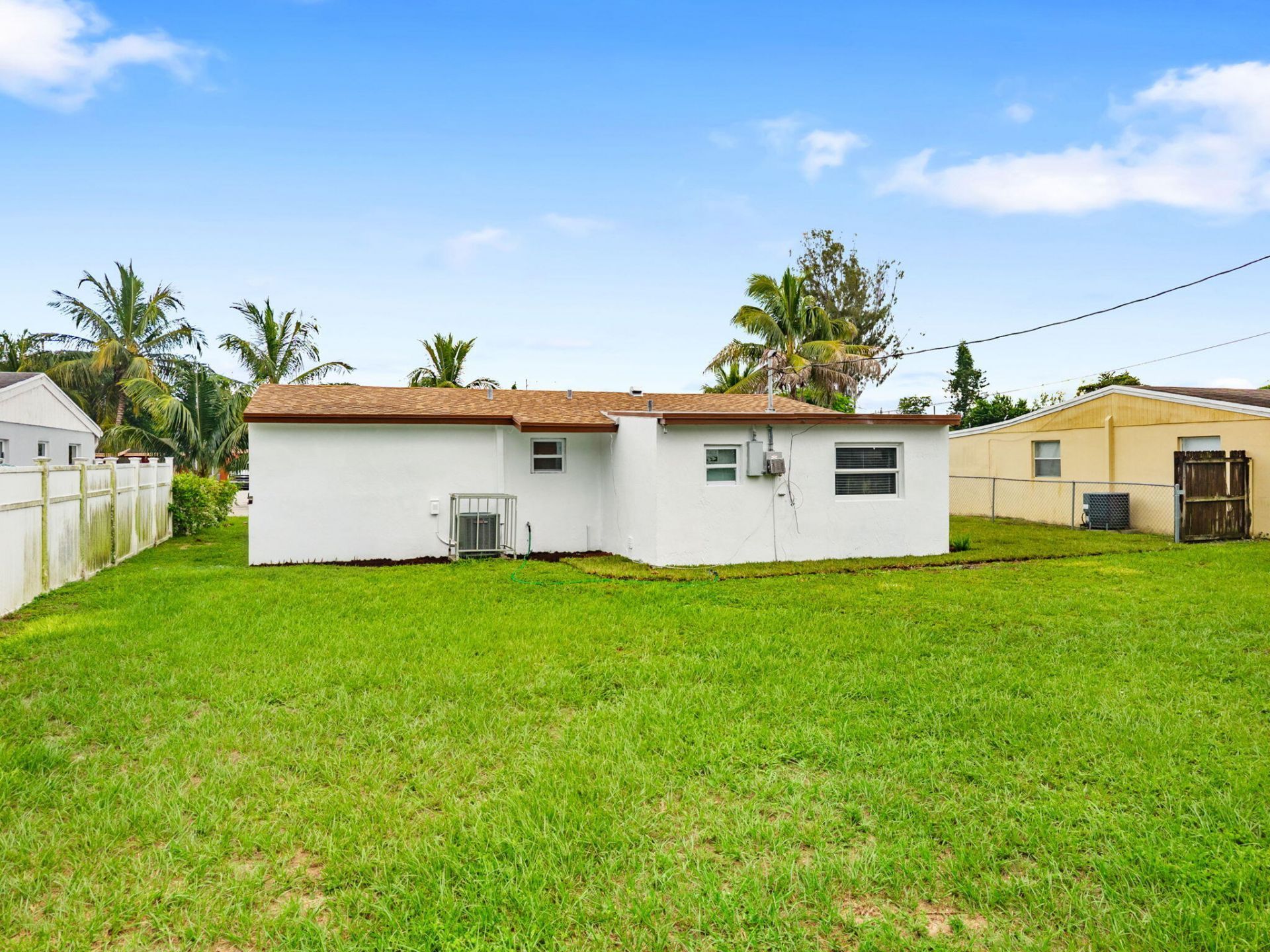 5295 Helene Place, West Palm Beach, FL 33407 Photo