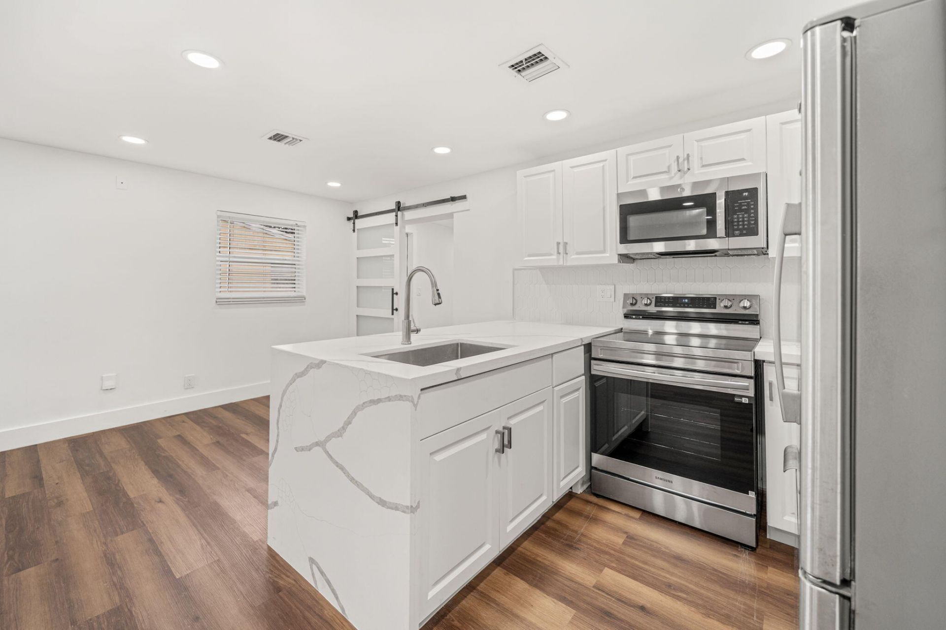 5295 Helene Place, West Palm Beach, FL 33407 Photo
