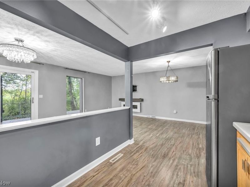 11547 Pearl Road, Strongsville, OH 44136 Photo 10