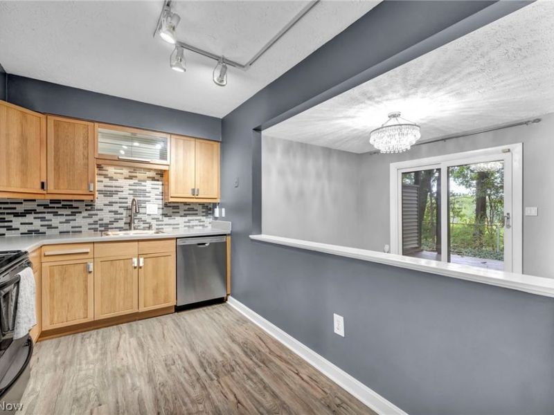 11547 Pearl Road, Strongsville, OH 44136 Photo 11