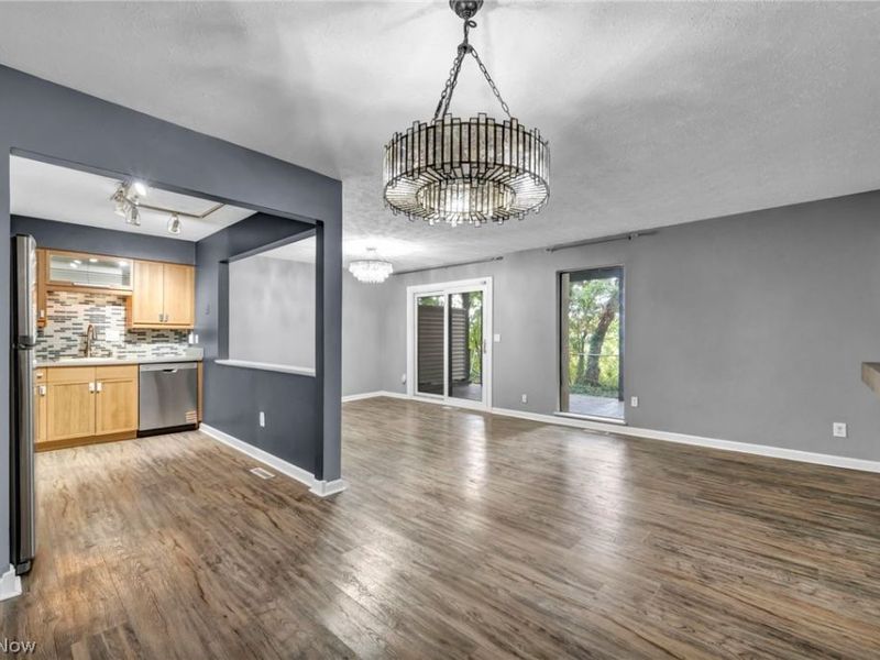 11547 Pearl Road, Strongsville, OH 44136 Photo 7