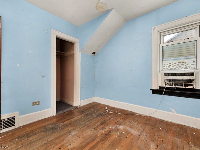 3026 Saratoga, Cleveland, OH 44109 Photo 23