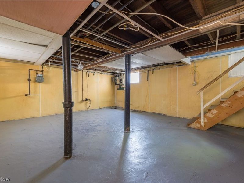 3026 Saratoga, Cleveland, OH 44109 Photo 33