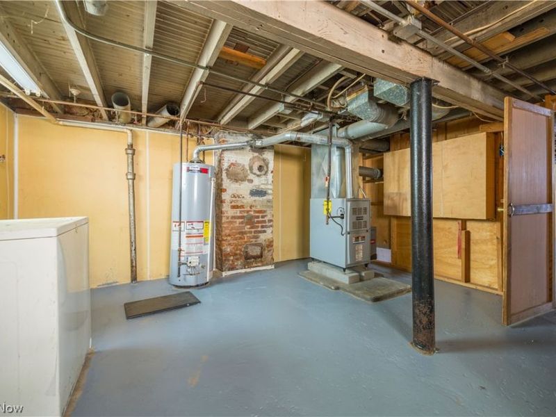 3026 Saratoga, Cleveland, OH 44109 Photo 35