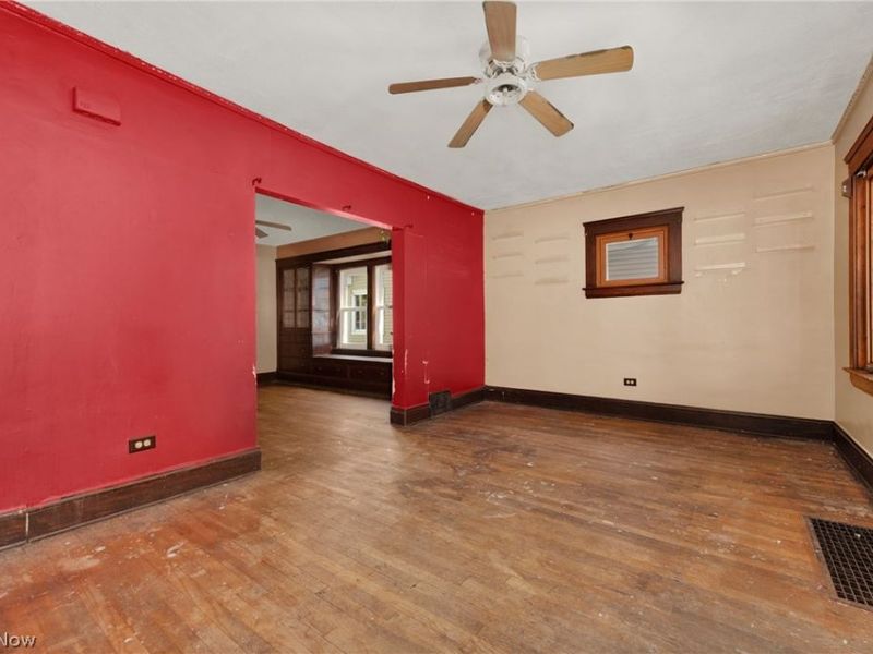 3026 Saratoga, Cleveland, OH 44109 Photo 8