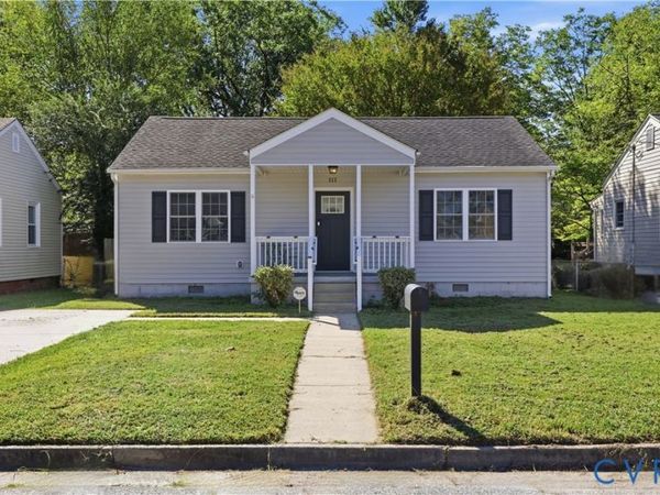 111 Moore Avenue , Colonial Heights, VA 23834