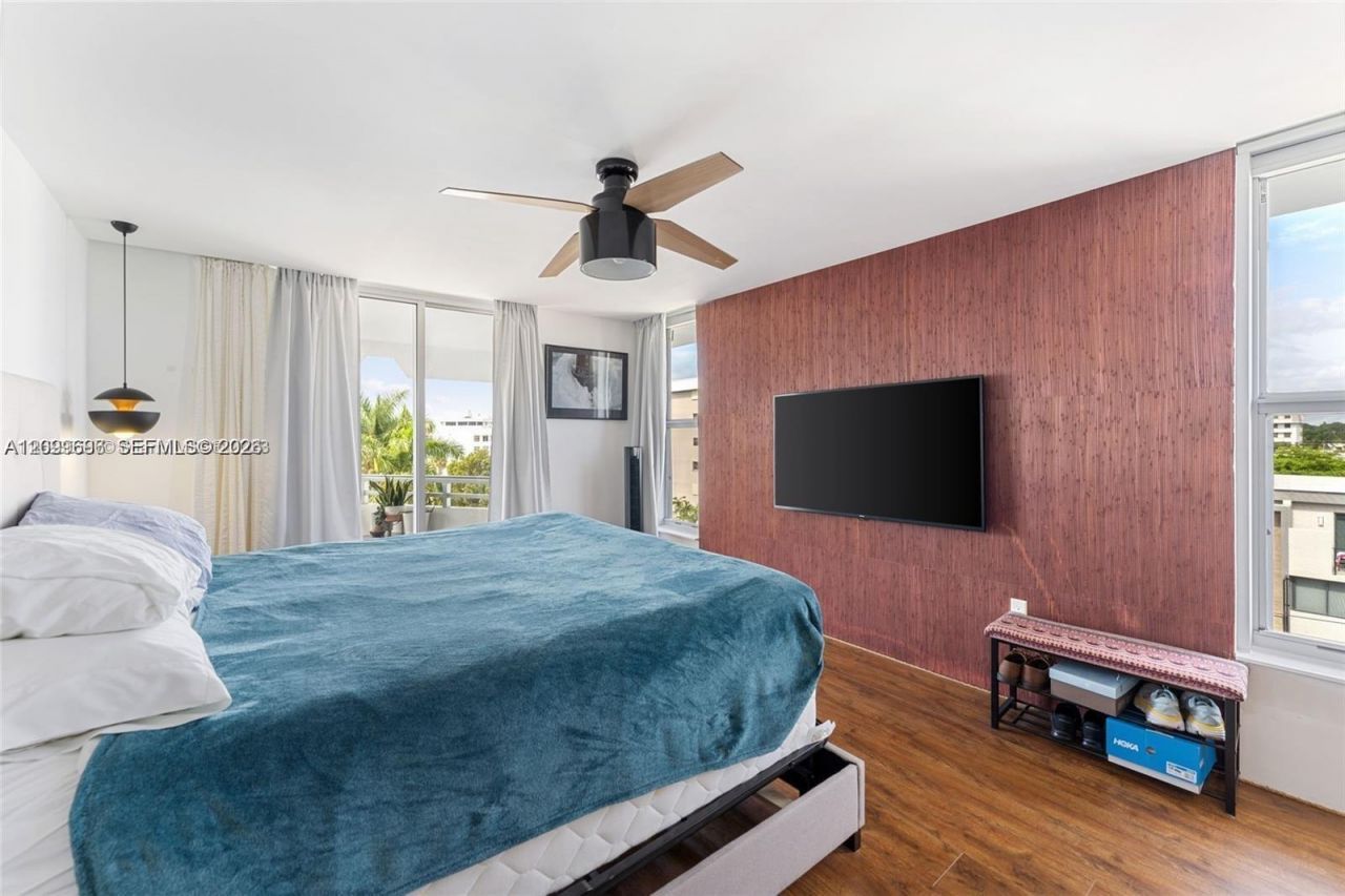 1080 94th St, Unit 612, Bay Harbor Islands, FL 33154 Photo