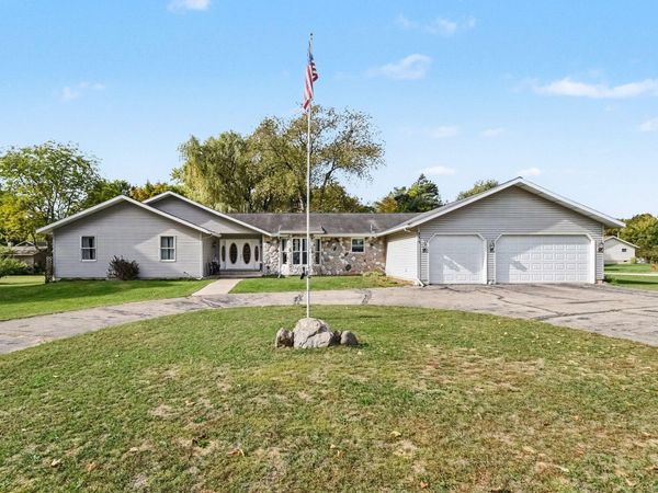 333 S Mary Street, Newaygo, MI 49337