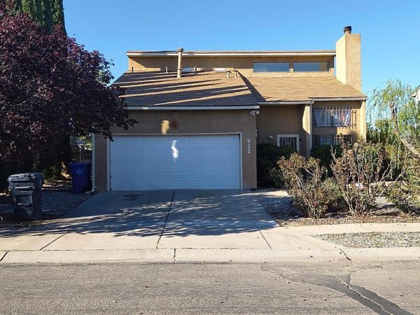 6651 Lamy Street NW, Albuquerque, NM 87120