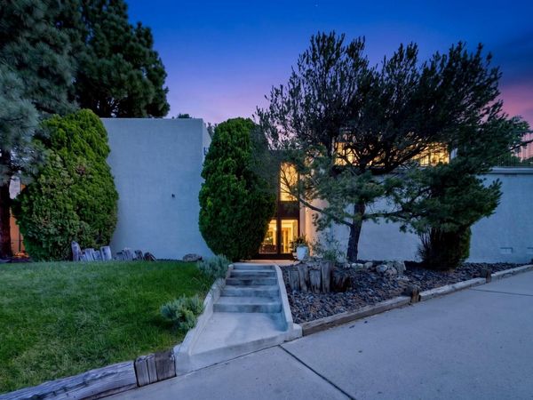13316 Desert Flower Place NE, Albuquerque, NM 87111