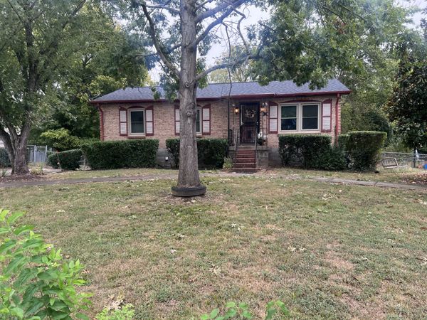 412 Kingview Ct , Nashville, TN 37218