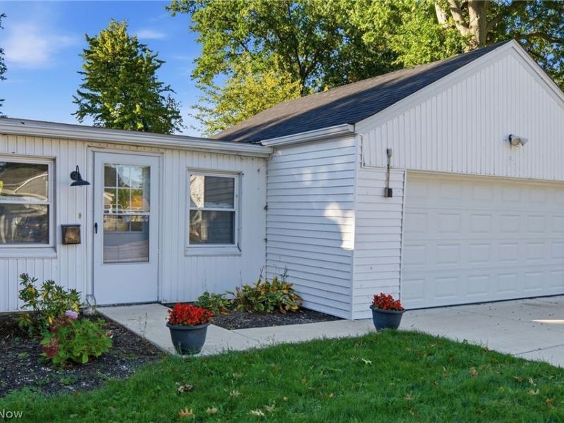 730 Columbia Road, Westlake, OH 44145 Photo 3