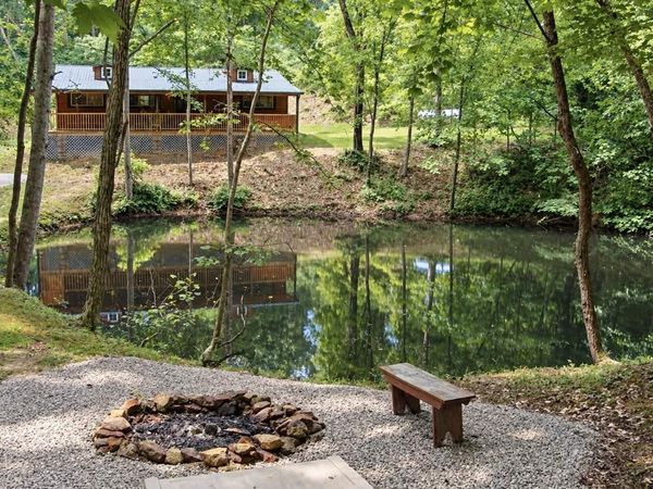 15105 State Route 678, Rockbridge, OH 43149