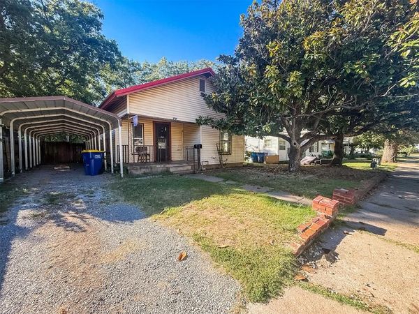 1212 S Husband Street, Stillwater, OK 74074