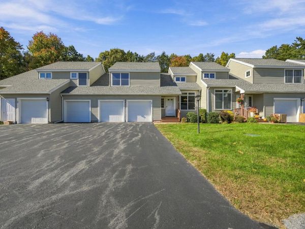 35 Coles Way, Atkinson, NH 03811