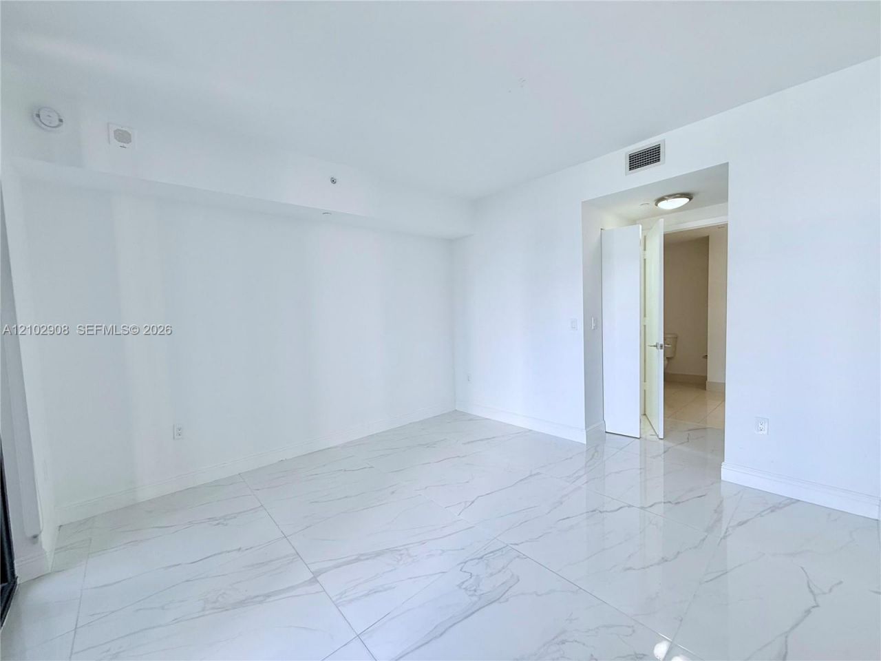 45 SW 9th St , Unit 1209, Miami, FL 33130 Photo