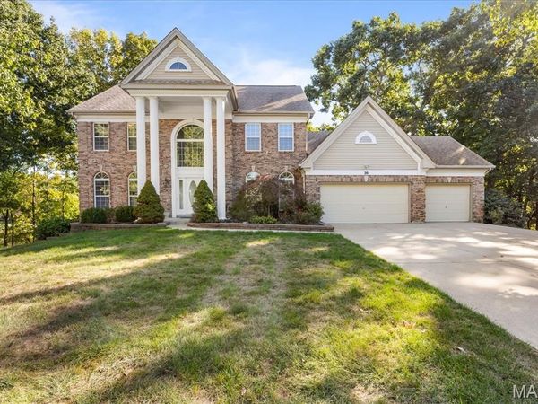 16 Regatta Bay Court, Lake St Louis, MO 63367