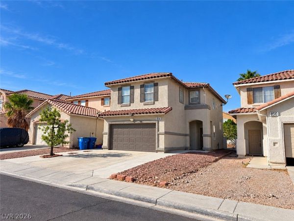 8516 Sonnet Court , Las Vegas, NV 89147