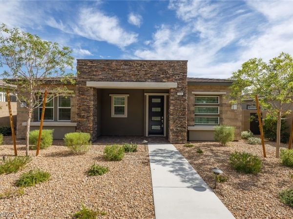 929 Silverfir Court, Las Vegas, NV 89138