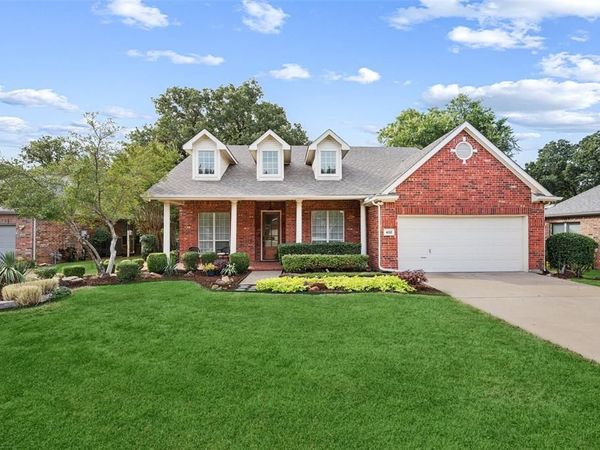 402 Brookside Drive, Lake Dallas, TX 75065
