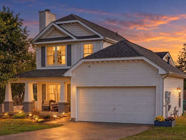 2663 Paradise Dr, Spring Hill, TN 37174