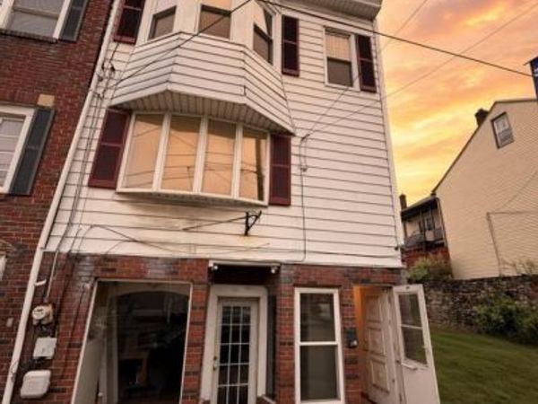 453 S SUNBURY STREET, MINERSVILLE, PA 17954