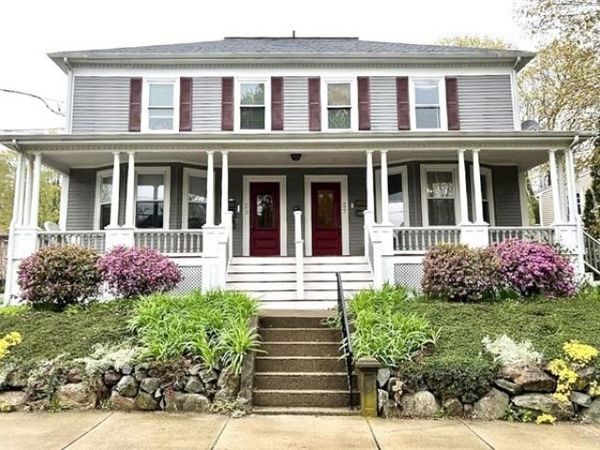 29 Topsfield Rd, Unit 4, Ipswich, MA 01938