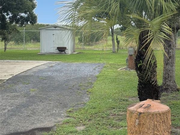 12 SADDLEBAG TRAIL N, LAKE WALES, FL 33898