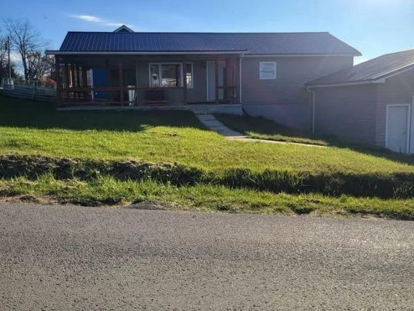 197 Second Street, Thomas, WV 26292