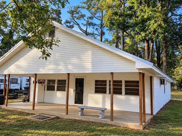 81 Ellzey Drive, Sardis, MS 38666