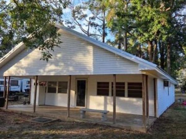 81 Ellzey Drive, Sardis, MS 38666