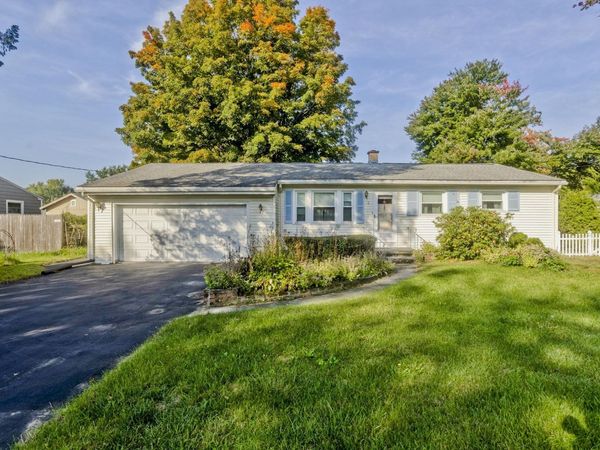 68 Talmadge Dr, Springfield, MA 01118