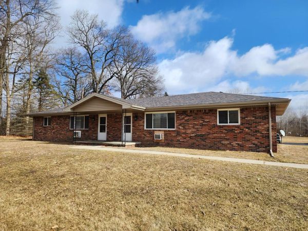 3955 Whitehouse Spencer Road , Swanton, OH 43558