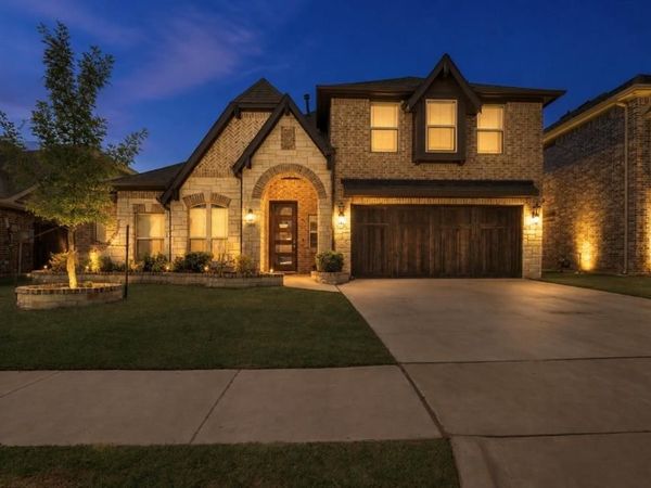 505 Livia Street, Burleson, TX 76028