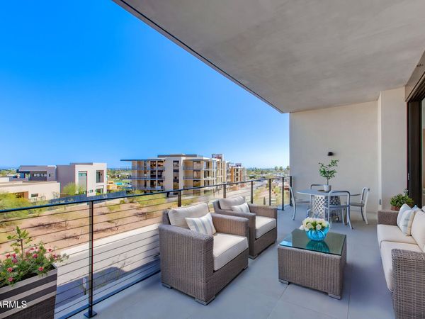 5000 N CAMELBACK RIDGE Drive, Unit 206, Scottsdale, AZ 85251