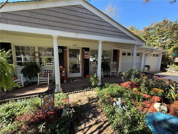 163 Florida Avenue , Mount Airy, NC 27030