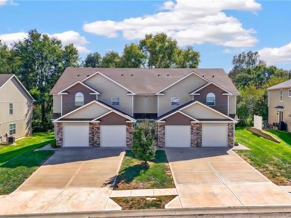 427 Tumbleweed Place, Belton, MO 64012