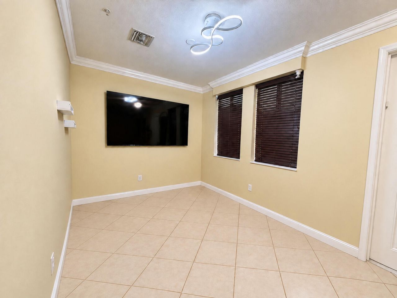 2900 NW 125th Avenue, Unit 3-305, Sunrise, FL 33323 Photo