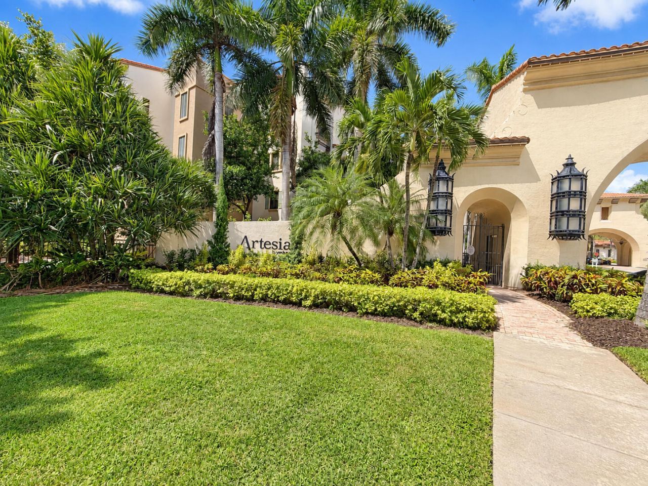 2900 NW 125th Avenue, Unit 3-305, Sunrise, FL 33323 Photo