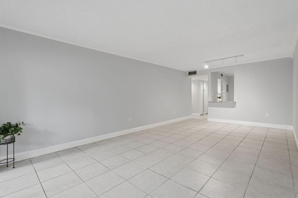 485 N Pine Island Road, Unit A105, Plantation, FL 33324 Photo