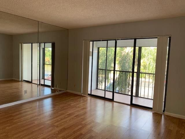1111 Green Pine Boulevard, Unit D2, West Palm Beach, FL 33409 Photo