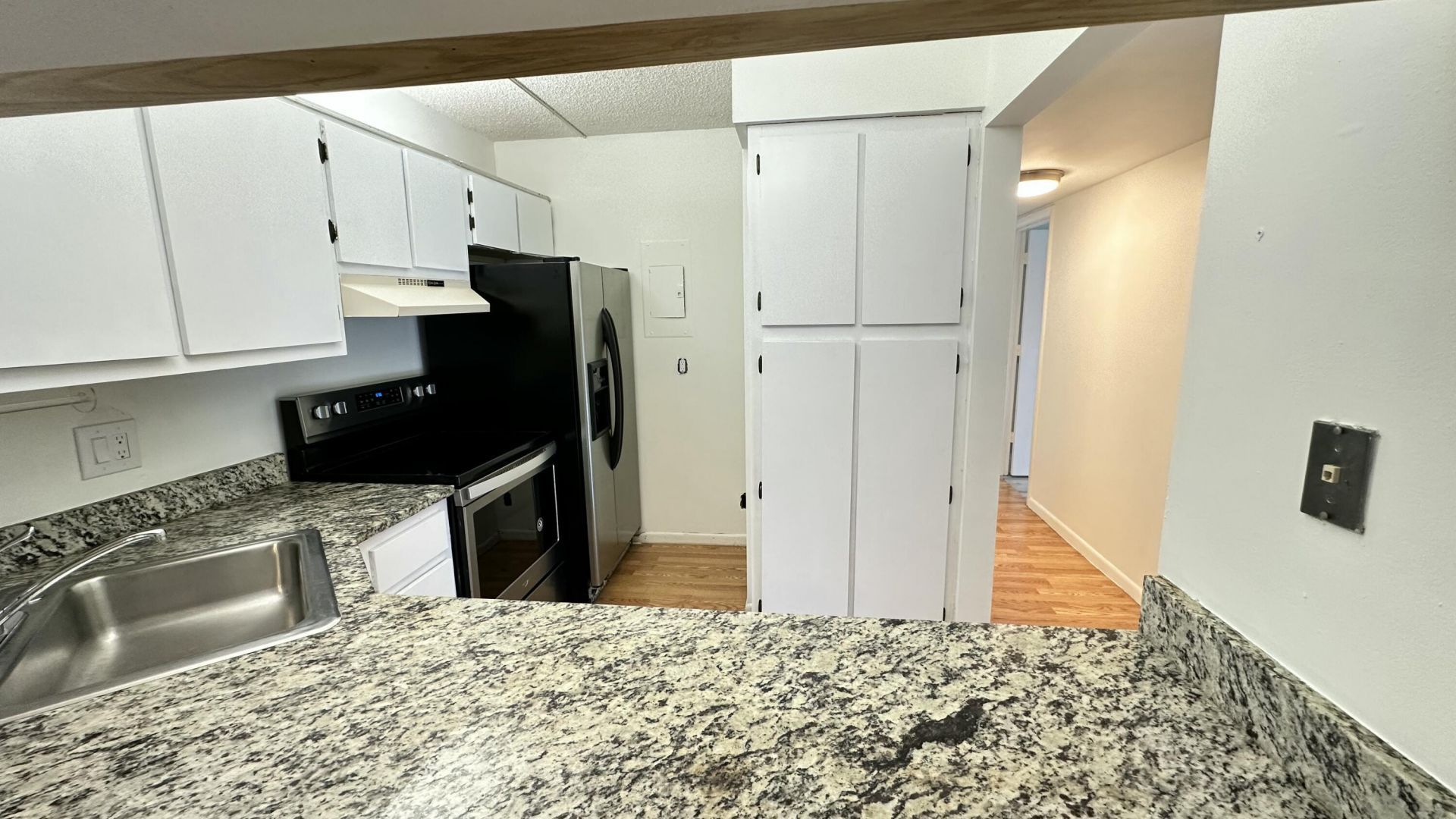 1111 Green Pine Boulevard, Unit D2, West Palm Beach, FL 33409 Photo