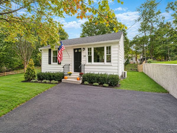 29 Overhill Road , Rocky Point, NY 11778